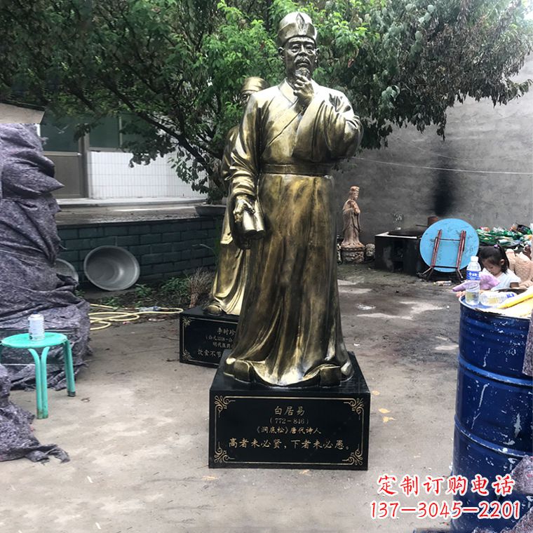 连云港白居易仿铜雕像经典中国古代诗人的艺术再现