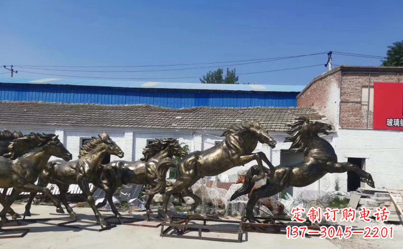 连云港奔腾马群铜雕
