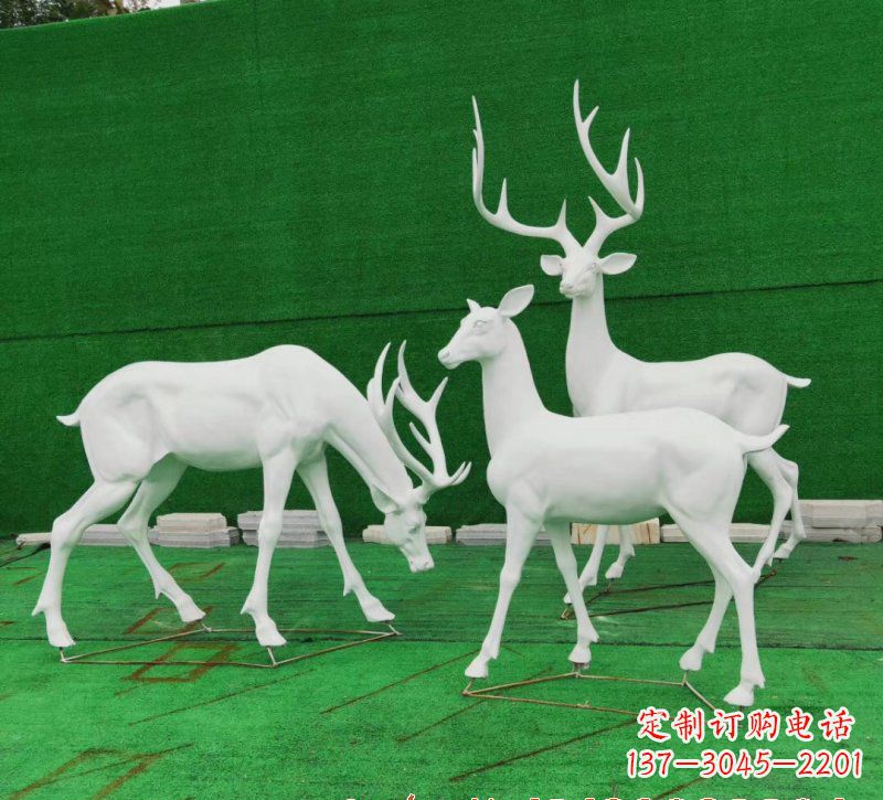 连云港玻璃钢仿真鹿群雕塑