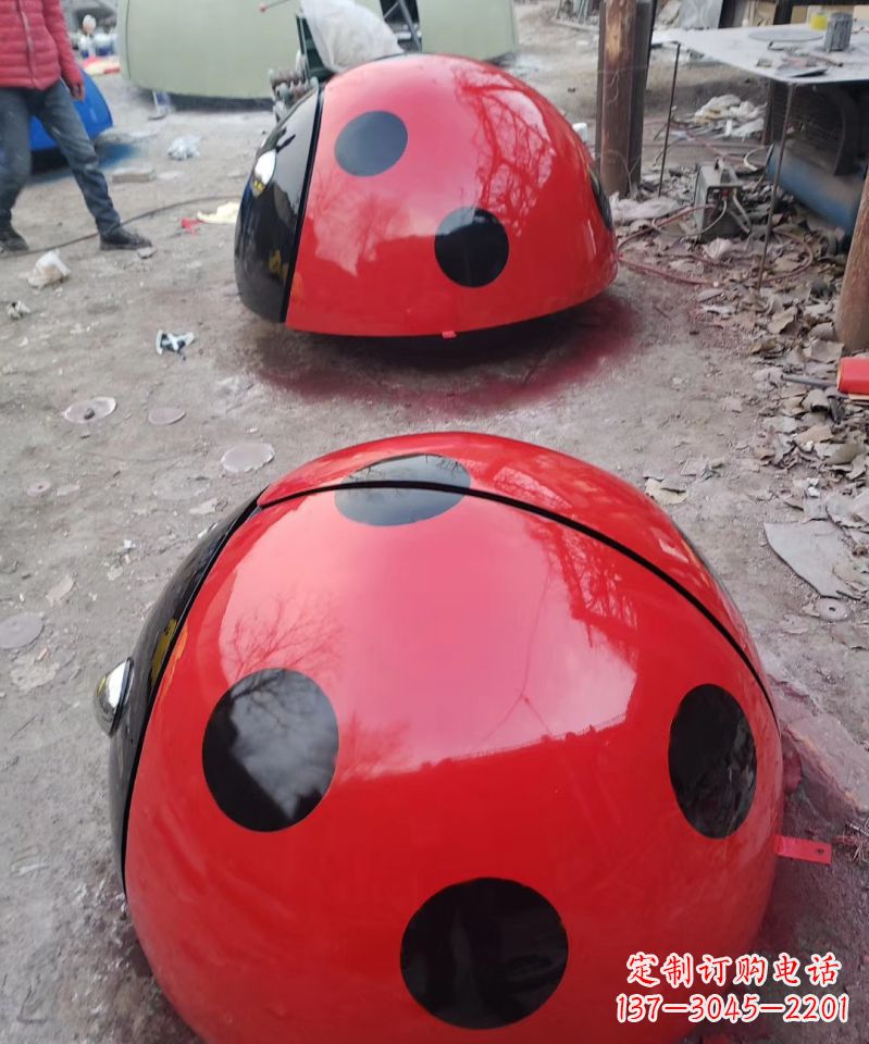 连云港玻璃钢仿真七星瓢虫动物雕塑
