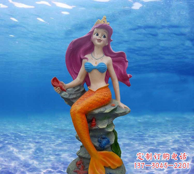 连云港玻璃钢雕刻的美人鱼