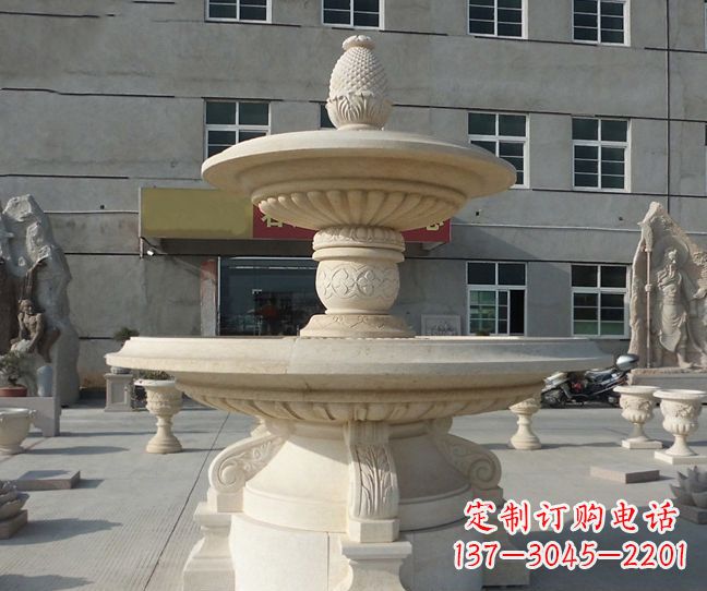连云港菠萝雕塑点缀小区景观的精美艺术品