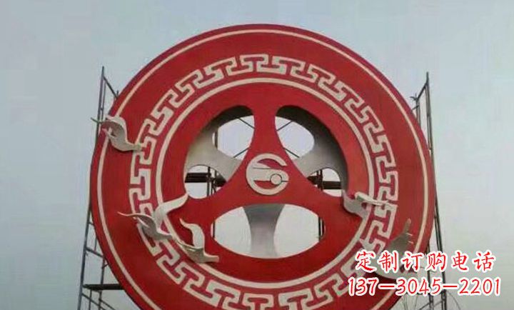 连云港不锈钢齿轮雕塑象征着时代进步