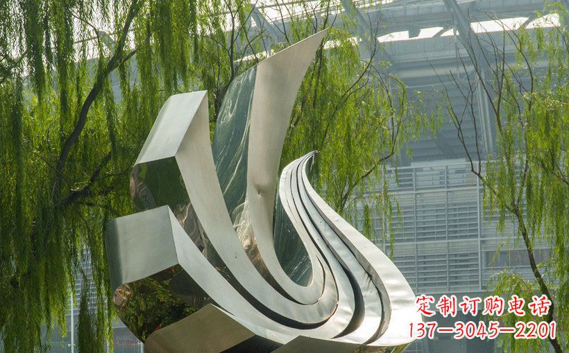 连云港不锈钢鸽子景观雕塑