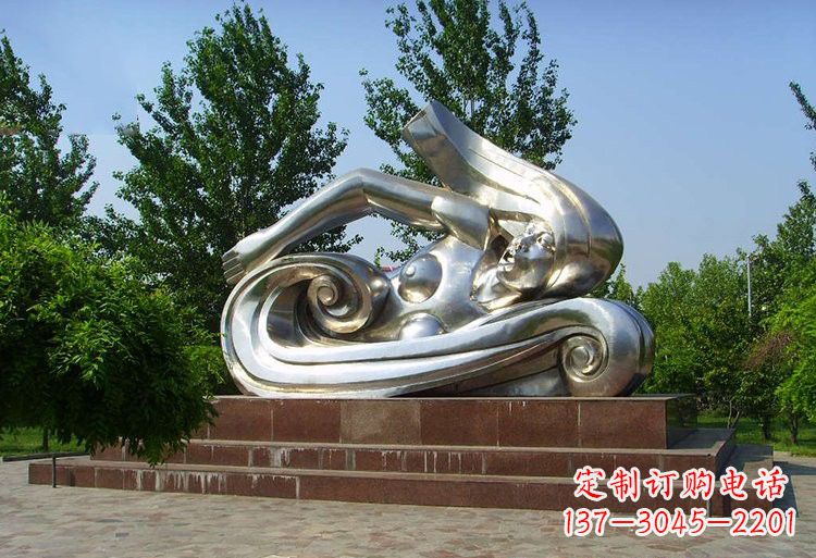 连云港浪漫游泳不锈钢女孩雕塑