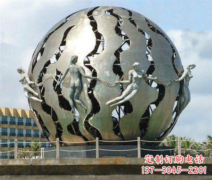 连云港不锈钢地球雕塑一座精致而又充满着力量的艺术作品