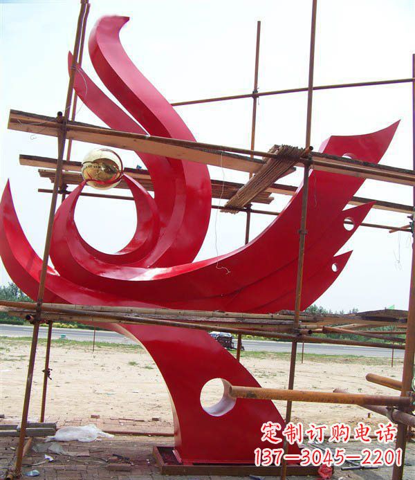 连云港凤凰展翅高飞——不锈钢凤凰明珠广场景观雕塑