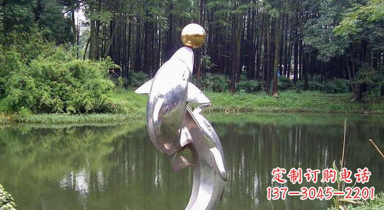 连云港不锈钢公园顶球海豚动物雕塑