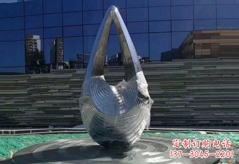 连云港不锈钢空心水滴雕塑美丽的艺术之作