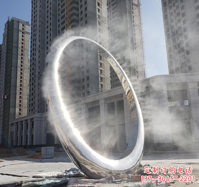 连云港不锈钢圆环雕塑给城市带来独特美感