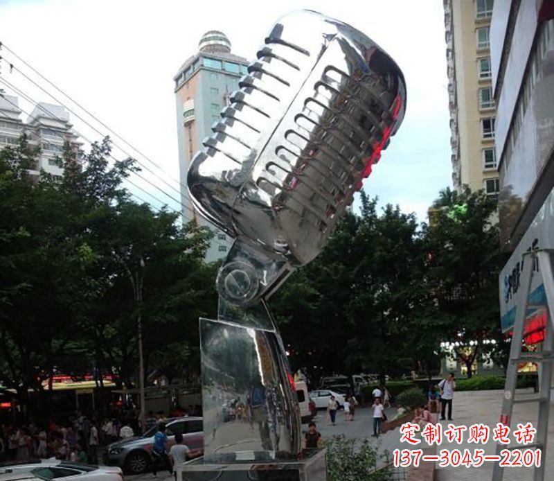 连云港不锈钢话筒雕塑象征传统文化和新时代