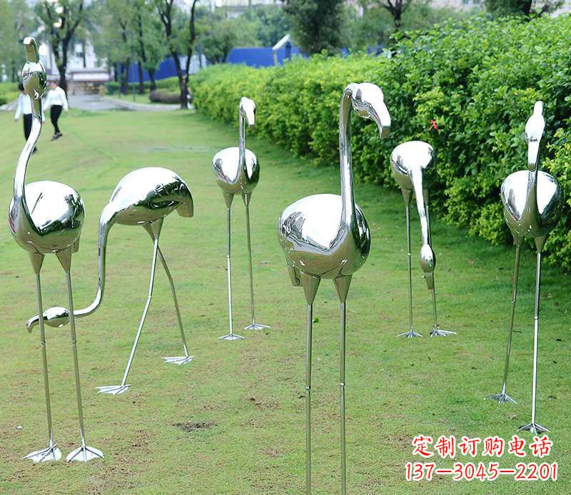连云港不锈钢火烈鸟雕塑美丽的艺术杰作