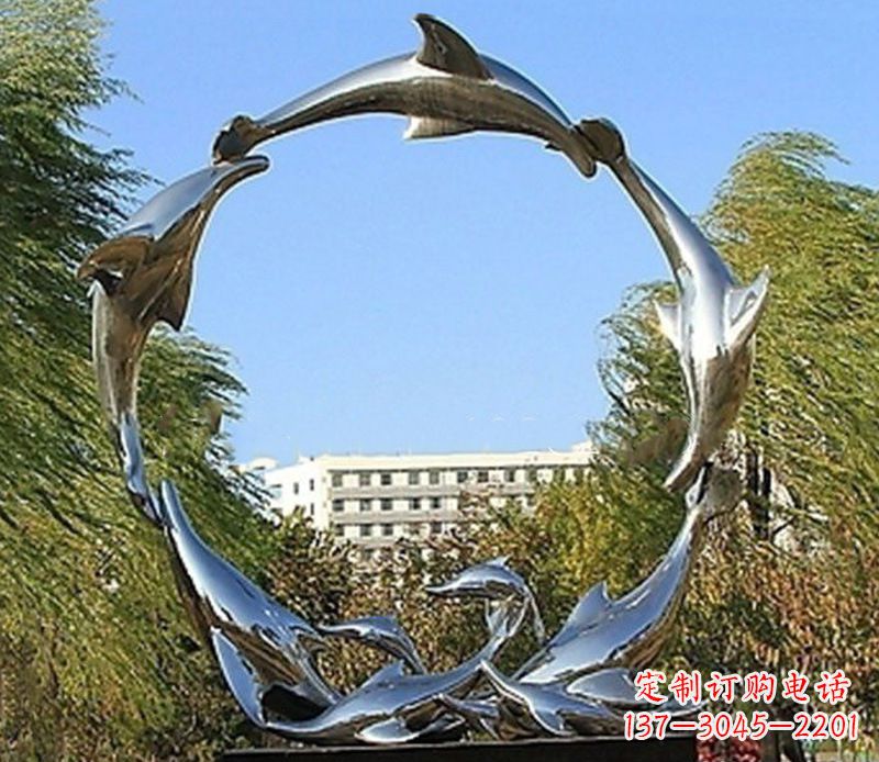 连云港该雕塑的内容、设计理念和文化意义。