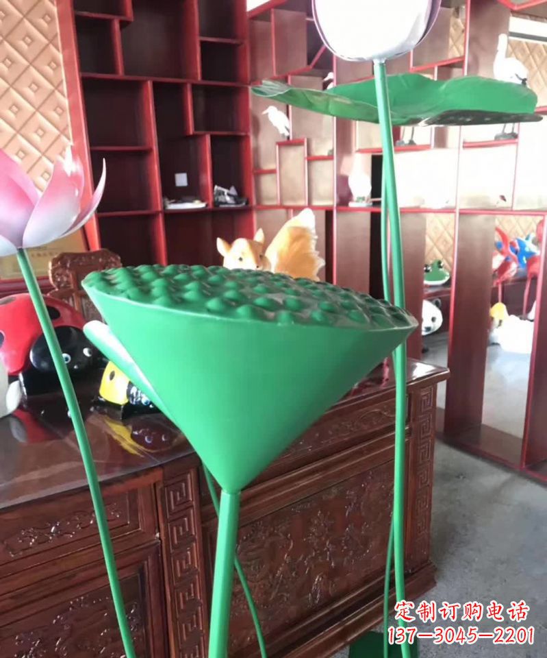 连云港不锈钢莲藕雕塑引领现代景观艺术