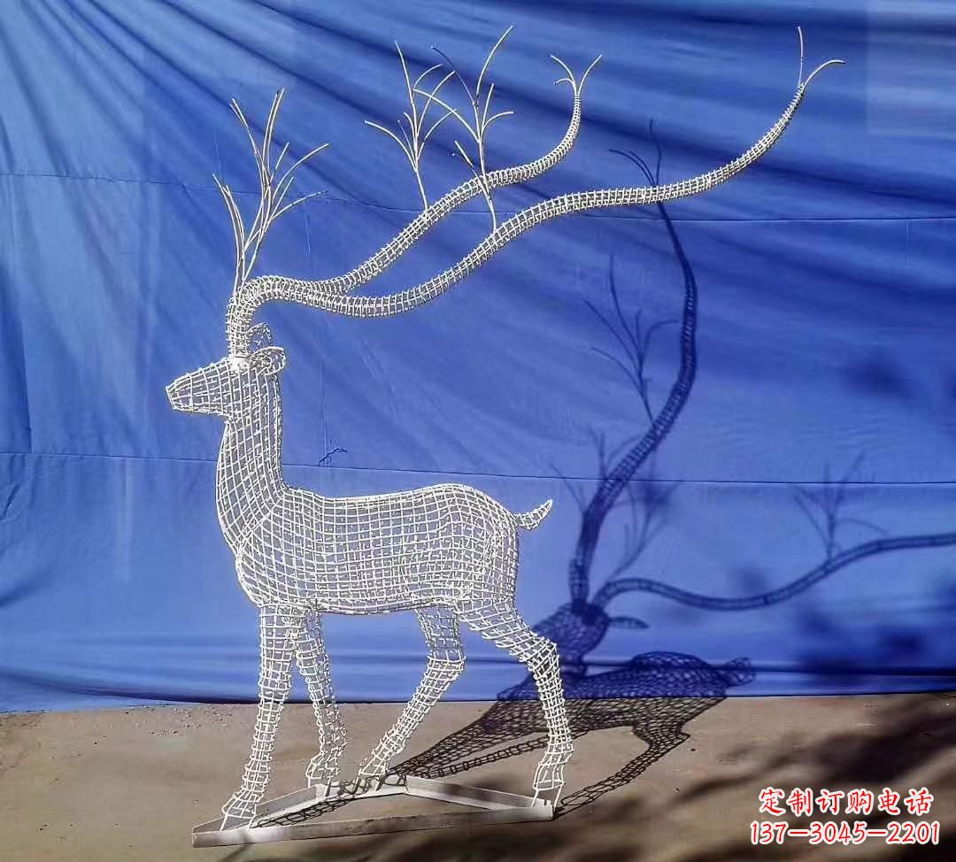 连云港不锈钢麋鹿雕塑精美的景观装饰品