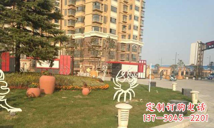 连云港不锈钢螃蟹雕塑精致美观的艺术之作