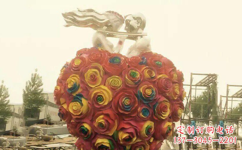 连云港浪漫之美——不锈钢情侣结婚雕塑