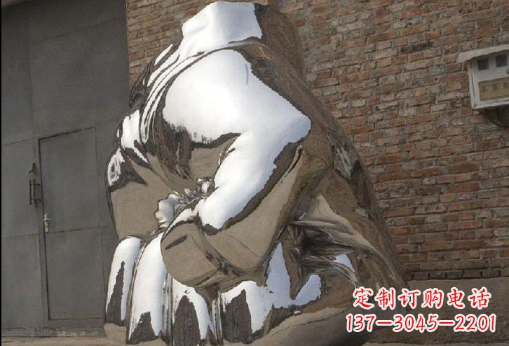 连云港不锈钢拳头雕塑