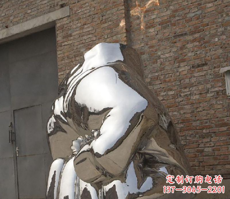 连云港不锈钢拳头雕塑