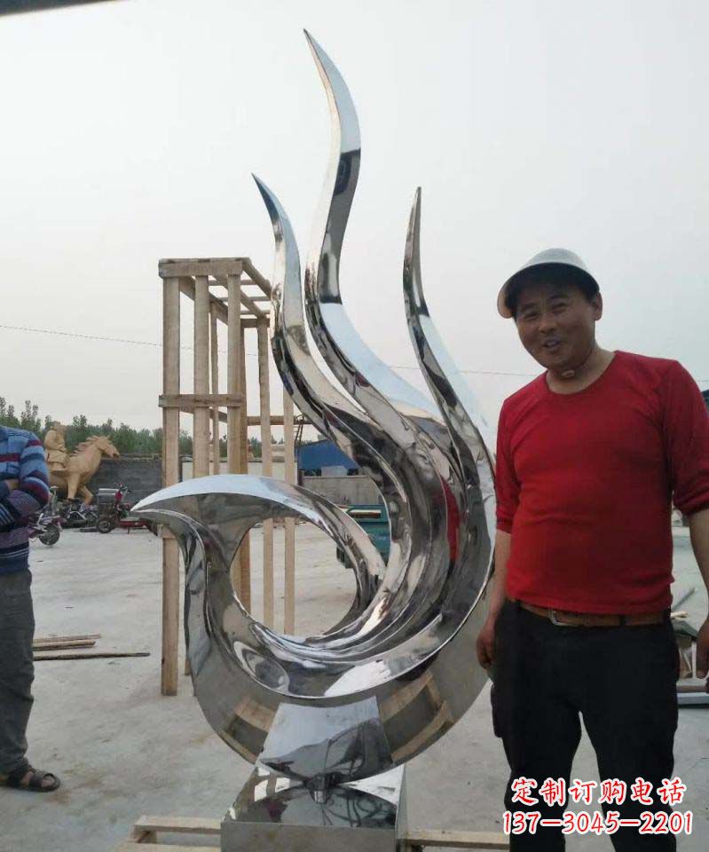 连云港不锈钢艺术之美——凤凰雕塑