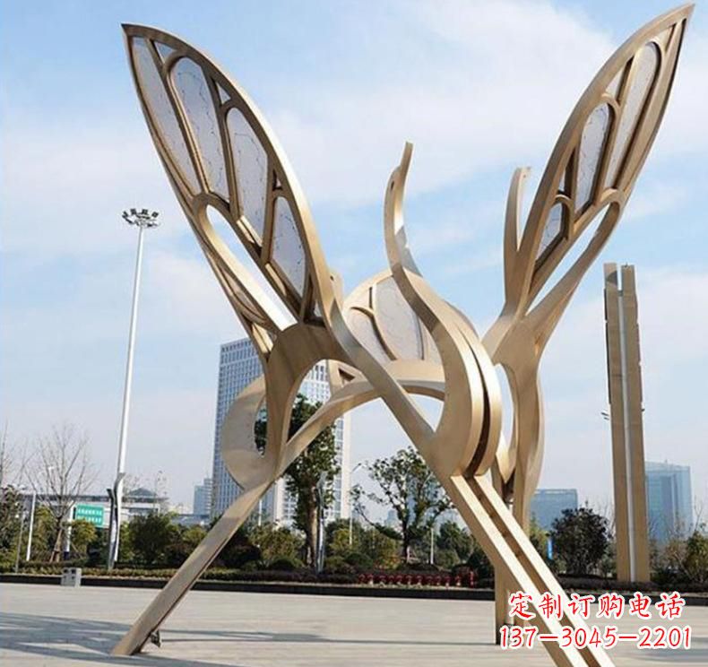 连云港不锈钢园林仙鹤雕塑传承传统艺术精髓