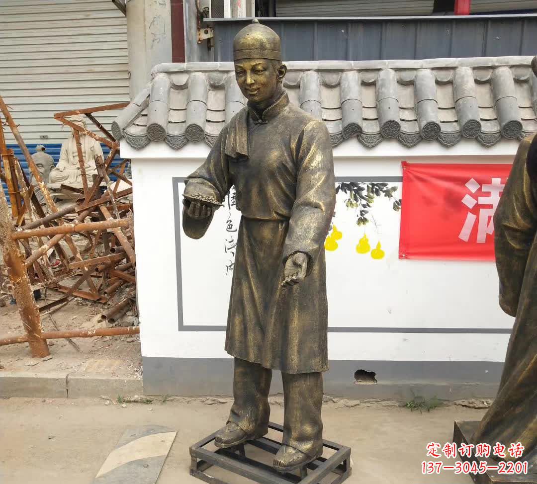 连云港传承百年店小二铜雕