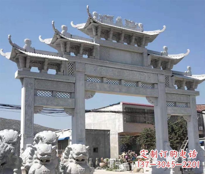 连云港村口大型石雕牌坊