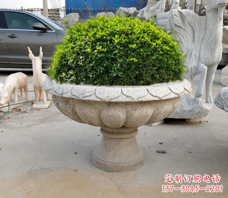 连云港优雅大理石花盆雕塑