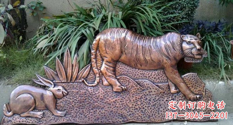 连云港锻铜动物雕塑