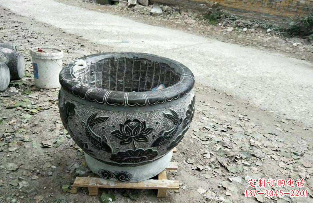 连云港高雅的仿古圆形水缸石雕