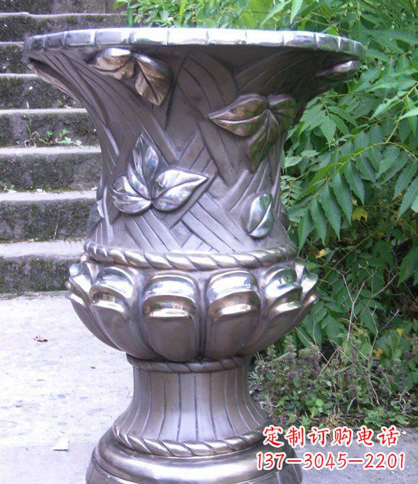 连云港玻璃钢花盆雕塑