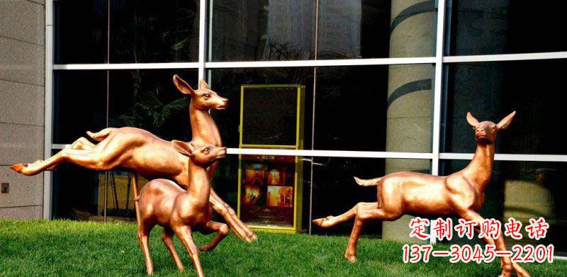 连云港公园奔跑的小鹿动物铜雕