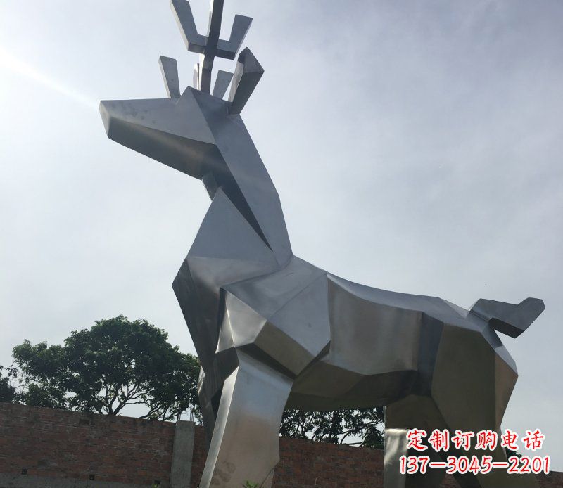 连云港不锈钢几何鹿雕塑