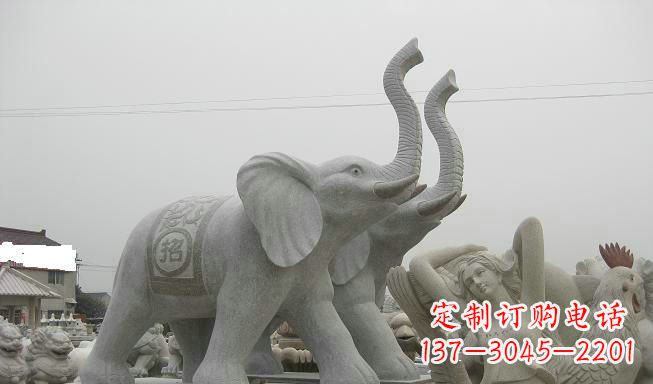 连云港公园动物长鼻大象石雕