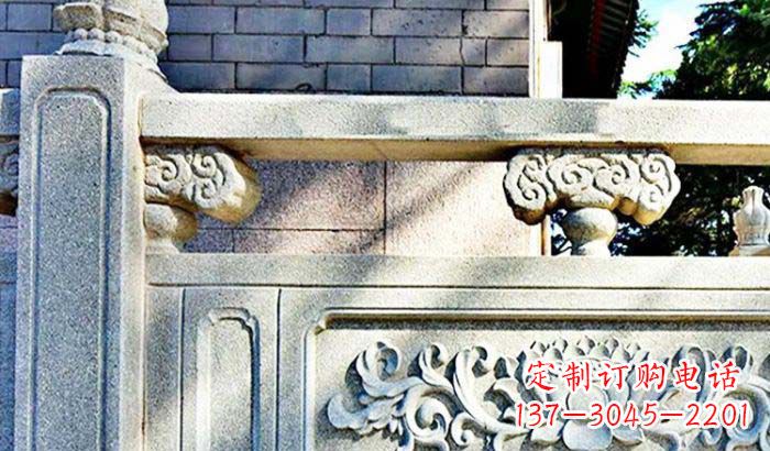 连云港中领雕塑公园仿古石栏板