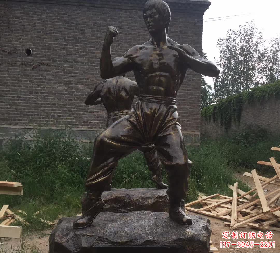 连云港功夫之王李小龙广场铜雕