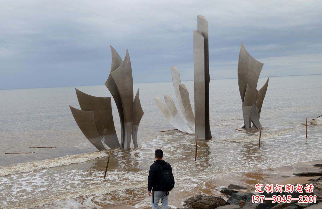 连云港海洋船帆雕塑——送给宁静海滩的时刻