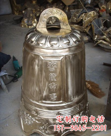 连云港高质量的黄铜钟雕塑
