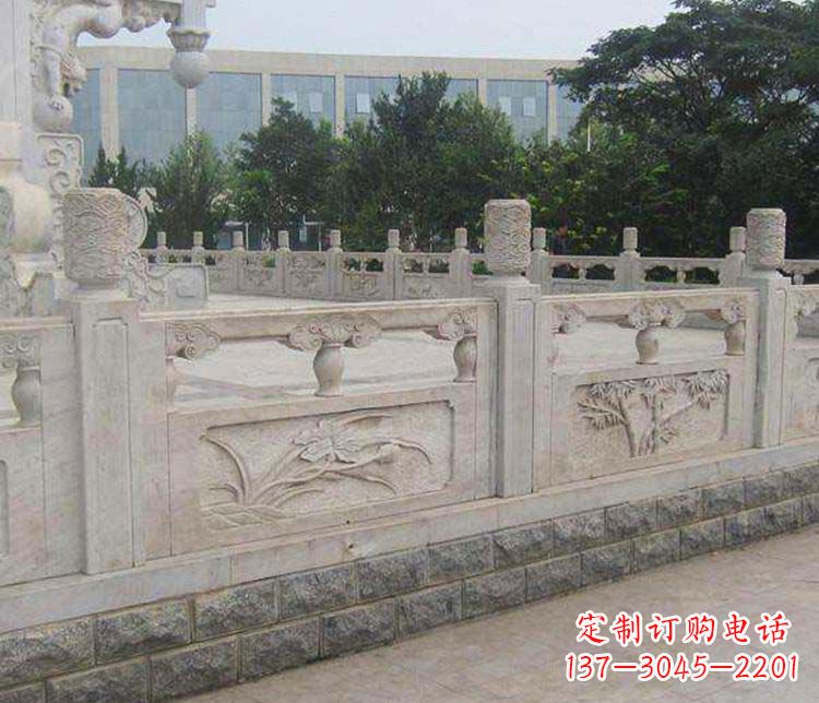连云港中领雕塑:精美石材栏板雕塑