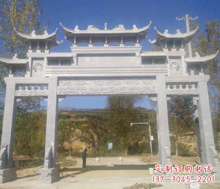 连云港中领雕塑:精雕制作仿古石牌坊石雕