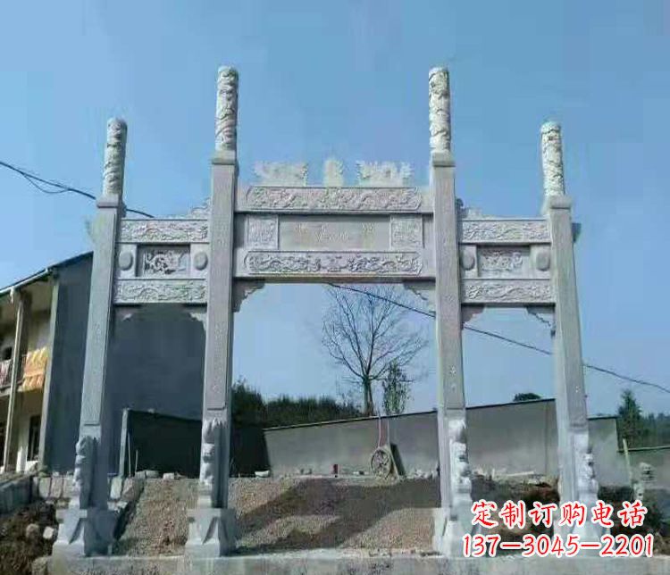 连云港三门仿古牌坊石雕,精致雕刻典雅之美
