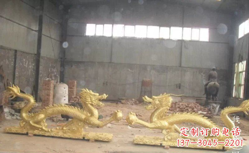 连云港双龙戏珠广场铜雕 (2)