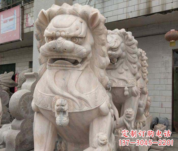 连云港寺庙景观晚霞红狮子石雕