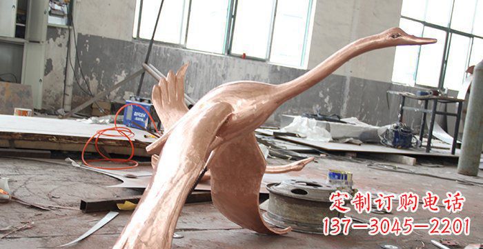 连云港天鹅铸铜动物铜雕