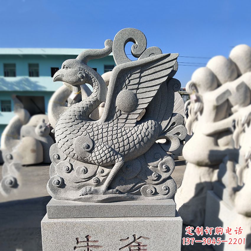 连云港天之四灵之朱雀神鸟砂岩石雕塑