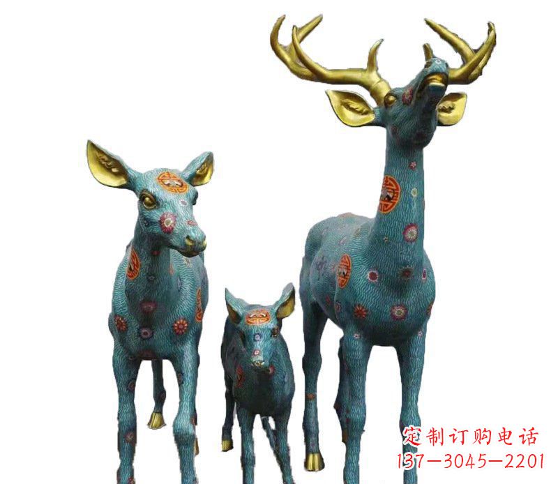 连云港铜雕彩绘梅花鹿一家雕塑