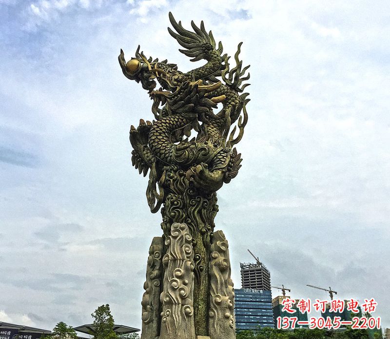 连云港铜雕盘龙柱