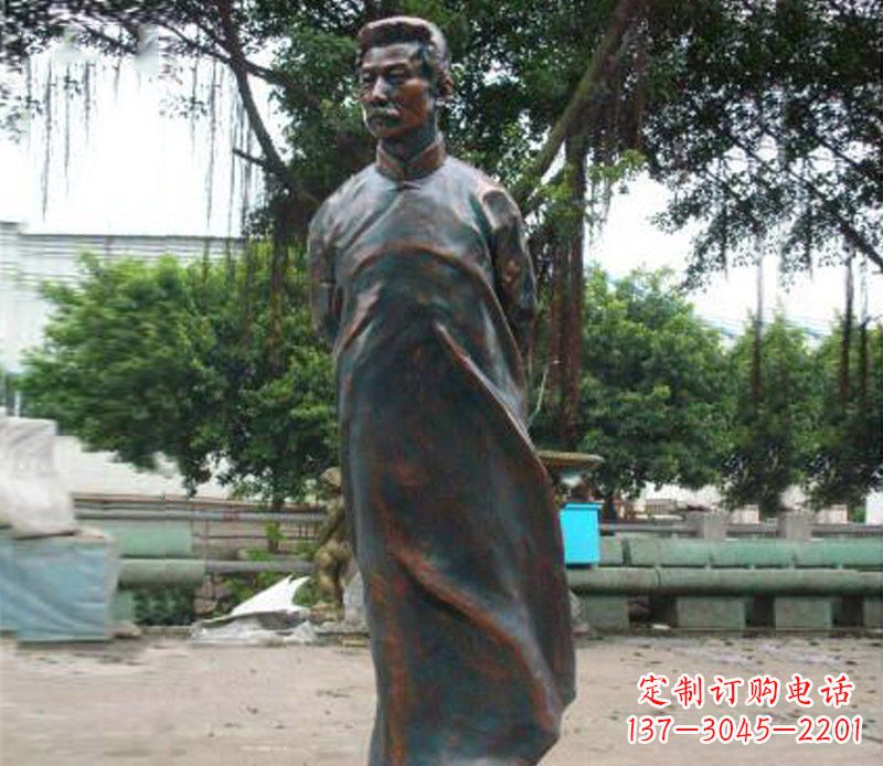 连云港铜雕校园鲁迅人物雕像摆件