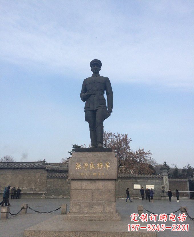 连云港铜雕张学良近代名人雕塑