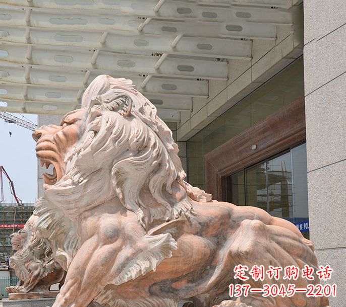 连云港晚霞红欧式狮子石雕 (3)